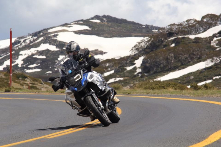 From Charlottes Pass